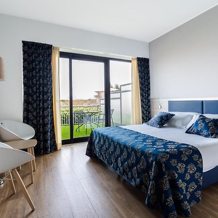 Hotel Ristorante Al Fiore Peschiera del Garda Luaran gambar