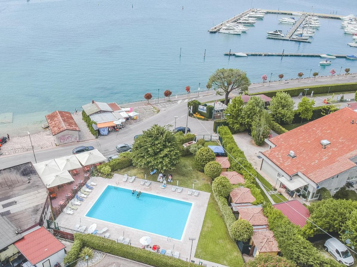 Hotel Ristorante Al Fiore Peschiera del Garda Luaran gambar