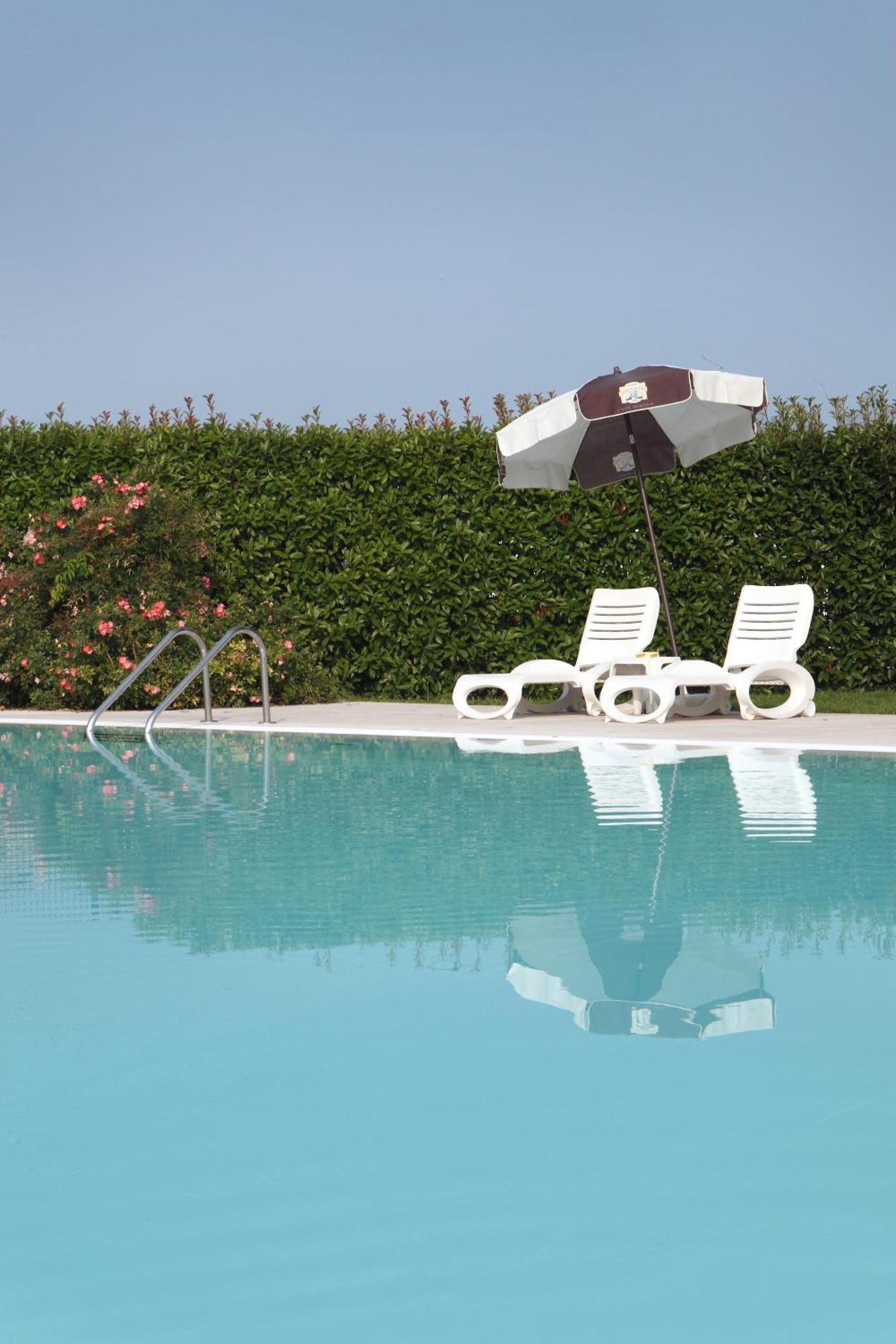 Hotel Ristorante Al Fiore Peschiera del Garda Luaran gambar