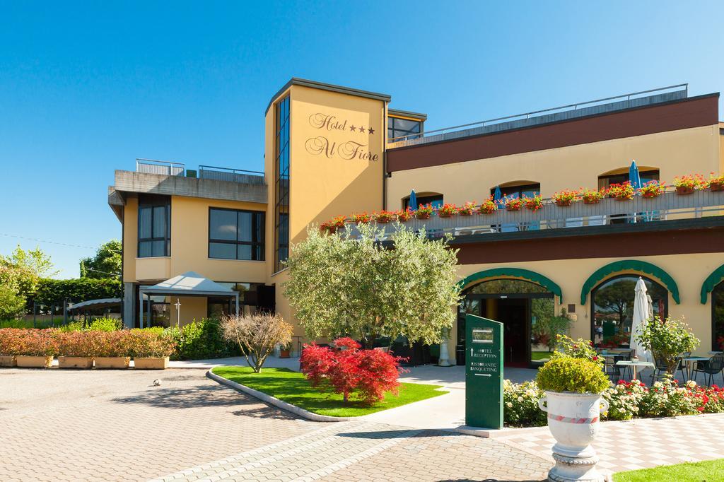 Hotel Ristorante Al Fiore Peschiera del Garda Luaran gambar
